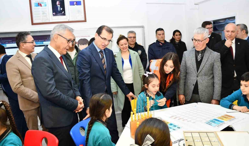 Salihli'de STEM Atölyesi törenle açıldı: Bilim ve teknolojiye yeni adım