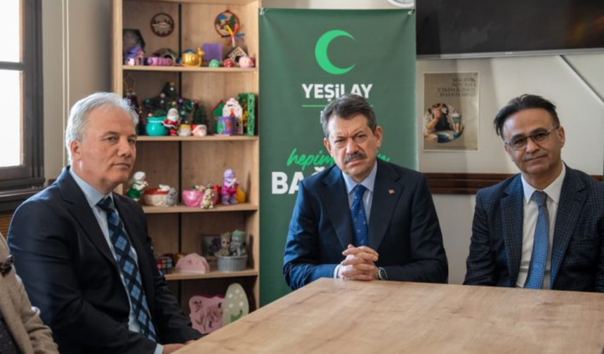 İzmir Cumhuriyet Başsavcısı Ali Yeldan'dan Yeşilay’a anlamlı destek