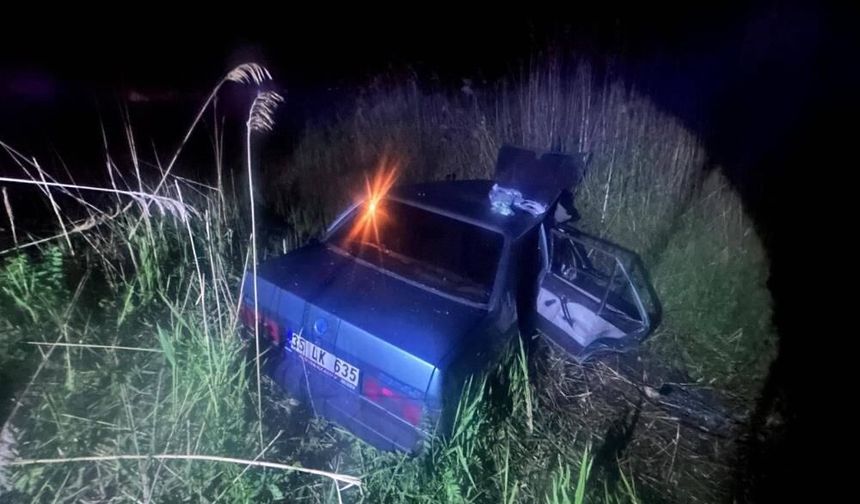 Manisa’da kaza: Otomobil kanala uçtu, 2 ölü 5 yaralı