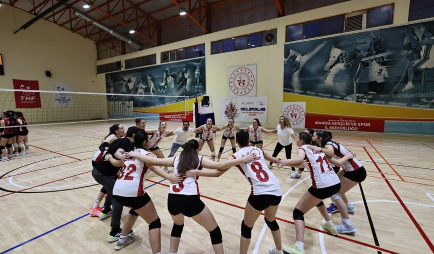 Salihli’nin sultanları Manisa şampiyonu oldu