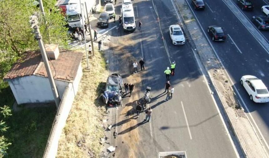 Freni patlayan TIR 9 araca çarptı: Ölü ve yaralılar var