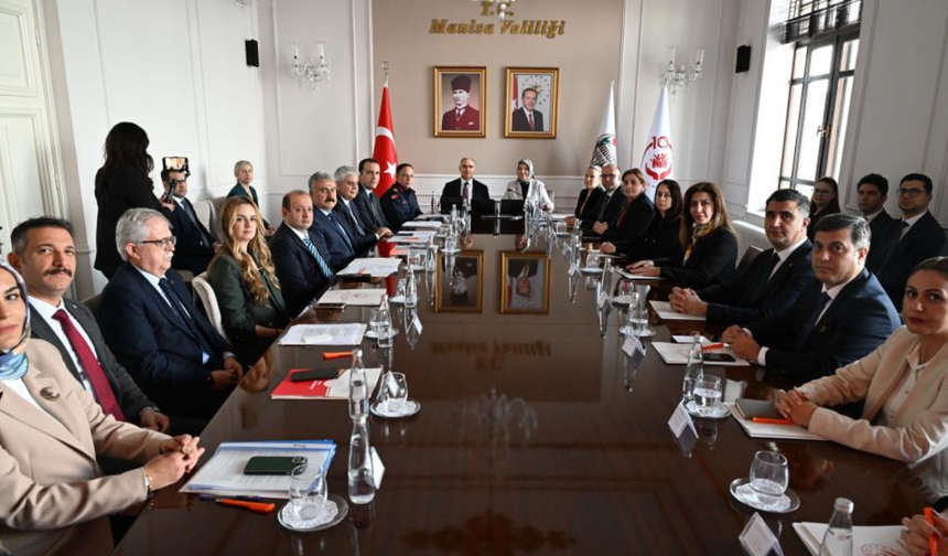 Manisa’da kadına yönelik şiddetle mücadelede sosyal risk haritaları gündemde