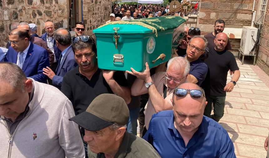 İki değerli isim Manisa’da son yolculuklarına uğurlandı
