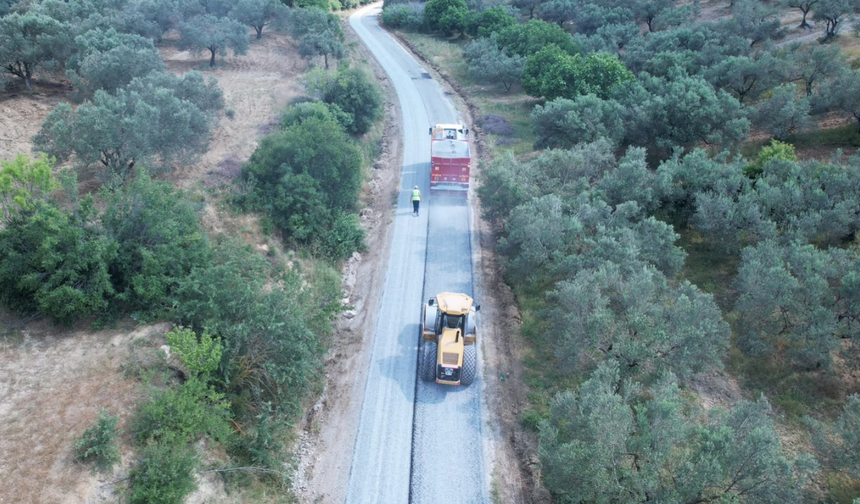 Tütenli ve İlyaslar’ı bağlayan yolda asfalt çalışmaları başladı