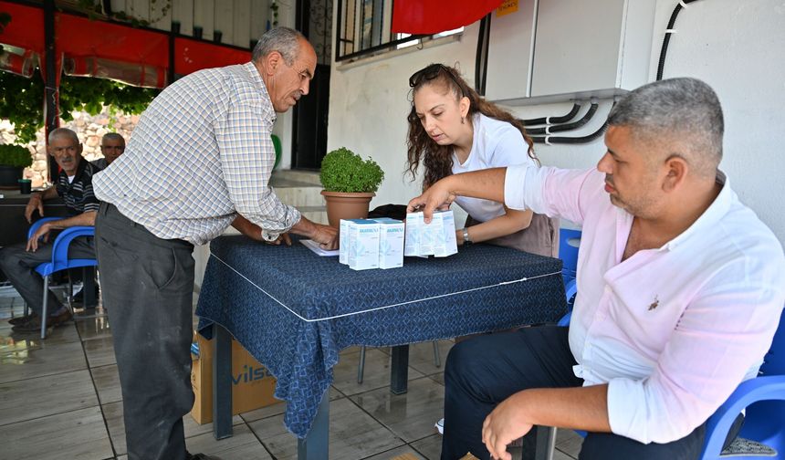 Manisa'da KKKA'ya karşı üreticiye ilaç desteği