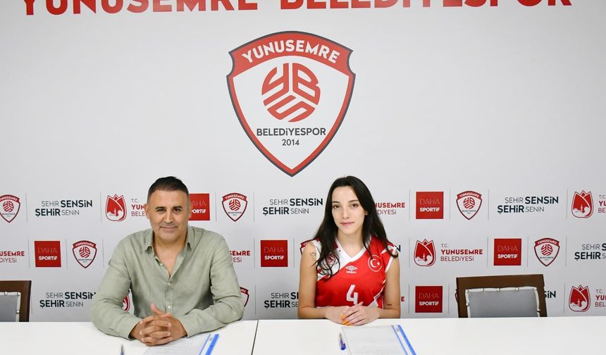 Yunusemre Belediyespor'da libero transferi: Zeynep Naz Albayrak imzayı attı