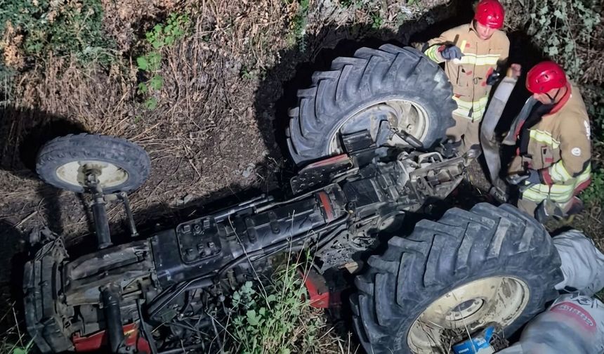 Gördes’te traktör şarampole devrildi: 66 yaşındaki sürücü hayatını kaybetti