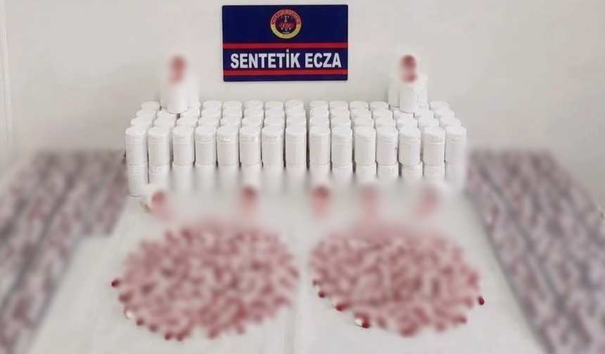 Şehzadeler'de zehir tacirlerine büyük darbe: Binlerce hap ele geçirildi!