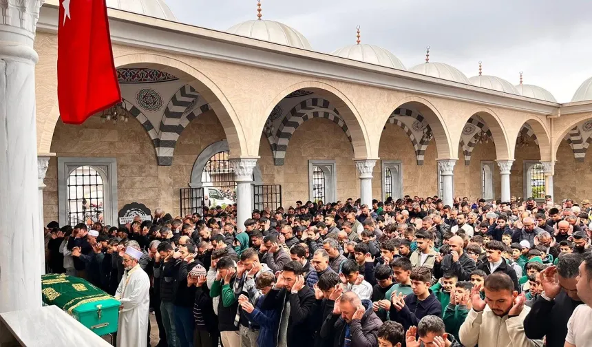 Manisa’da kalp rahatsızlığı bulunan 15 yaşındaki İshak Akça hayatını kaybetti