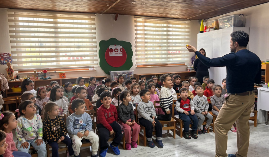 Yunusemre’de 2 bin 928 öğrenciye ağız ve diş sağlığı eğitimi verildi