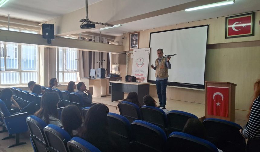 Manisa'da öğrencilere drone dersi