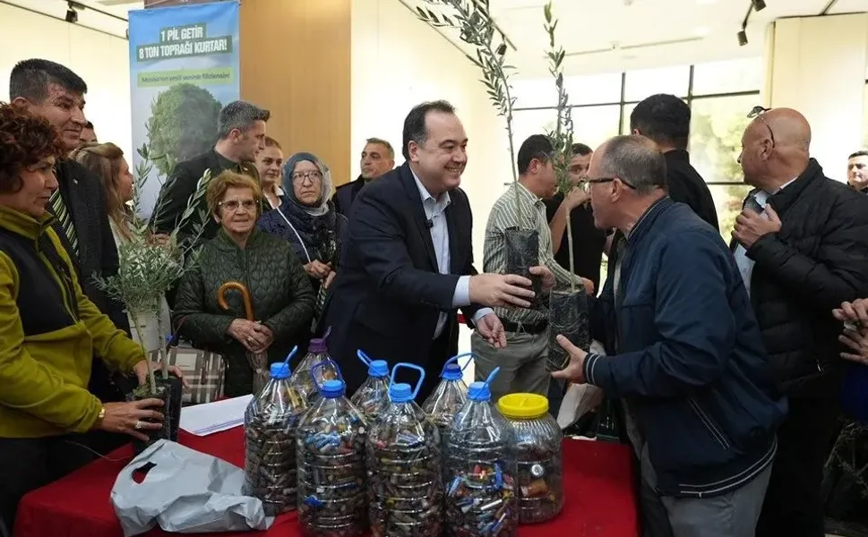 Manisa’da atık piller fidana dönüşüyor