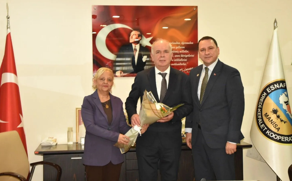 Manisa Dostlar Meclisi Başkanı Canuyar’dan Destan Bulga’ya tebrik ziyareti