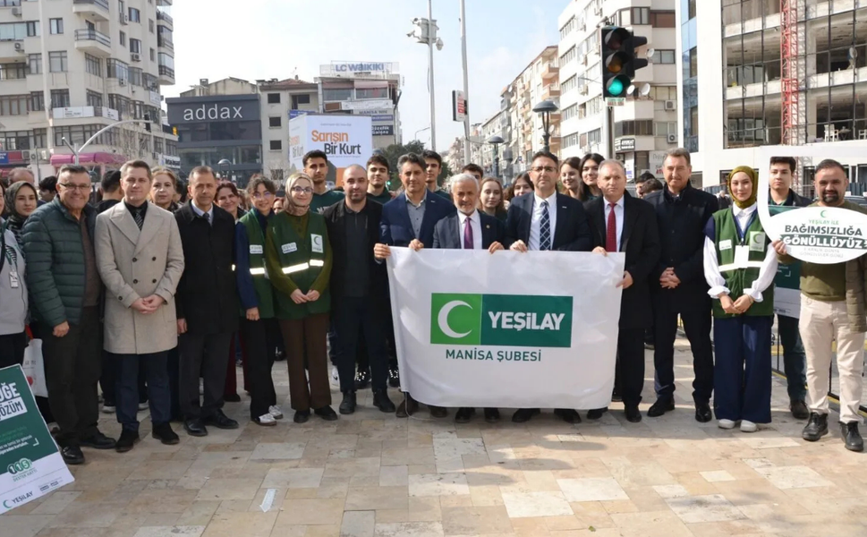 Manisa’da “Sigarayı Bırakma Günü”nde farkındalık yürüyüşü
