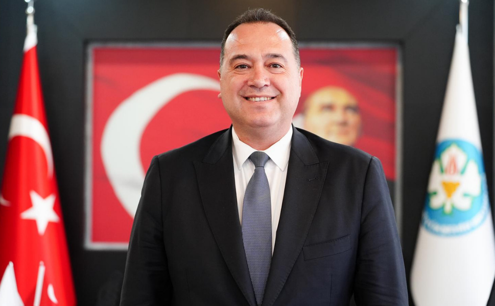 Başkan Dutlulu Manisalıların bayramını kutladı