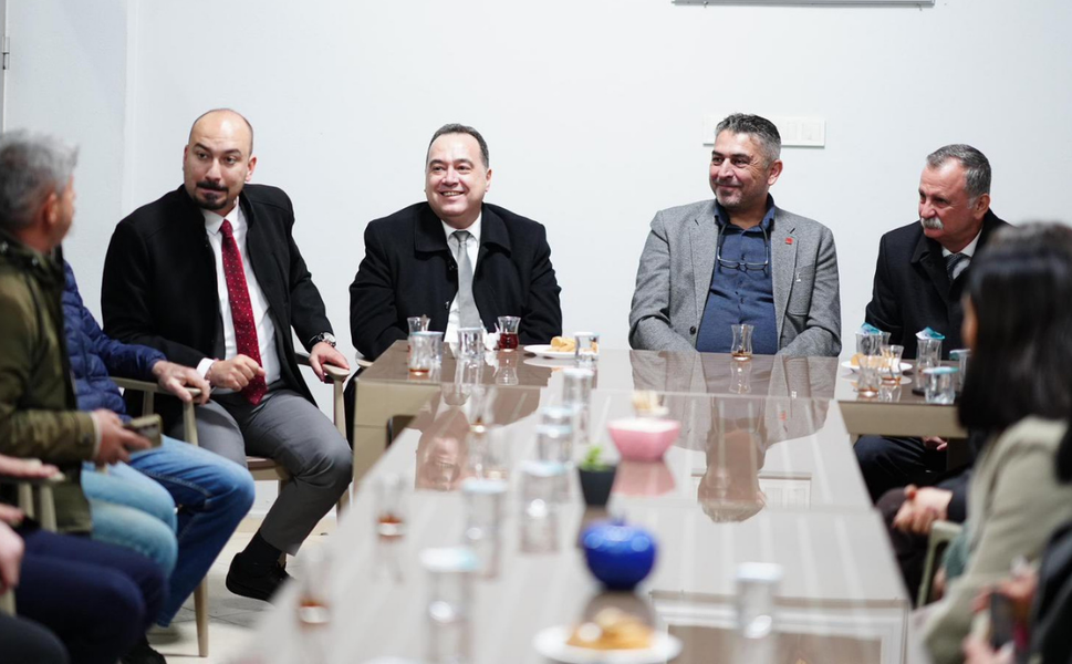 Başkan Dutlulu, Ramazan’ın son iftarında Muradiye sakinleriyle buluştu