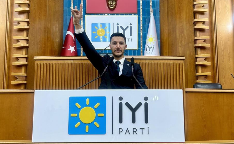 İYİ Parti Salihli İlçe Başkanı Osman Özen istifa etti