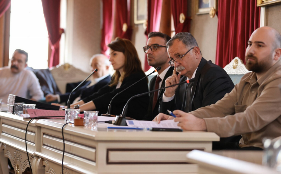 Yunusemre Meclisi’nden Amerika ve İsrail’e ortak kınama