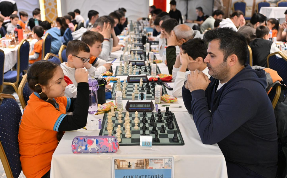 Uluslararası Manisa Mesir Macunu Festivali’nde spor heyecanı başladı