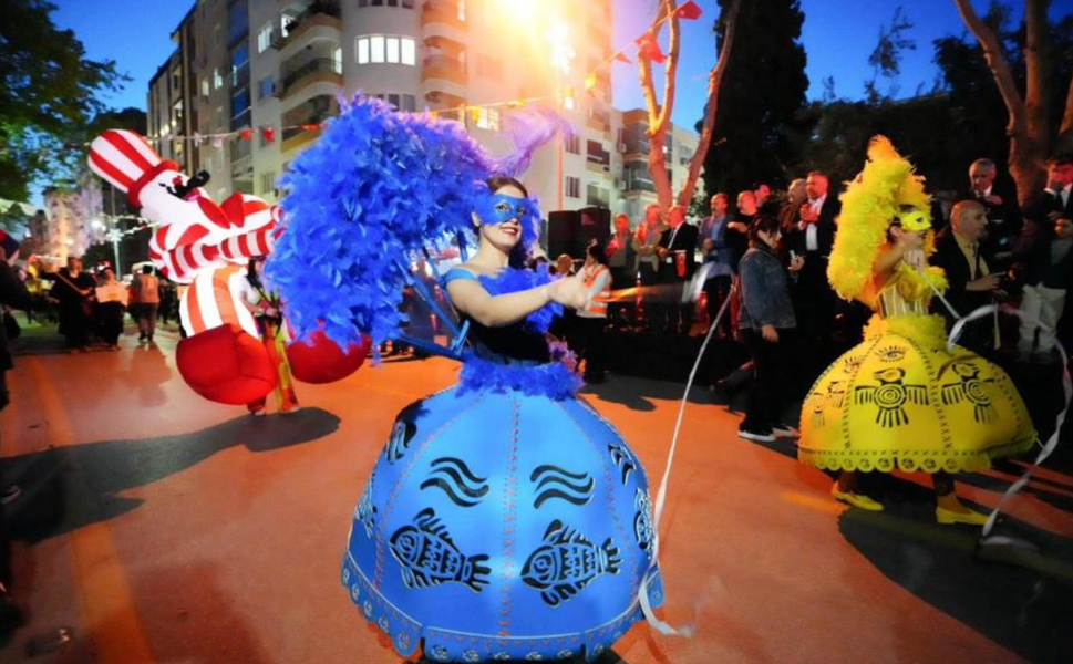 Mesir Festivali korteji Manisa’yı renklendirdi