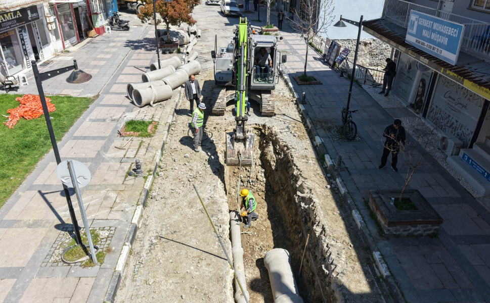 Büyükşehir'den Selendi’ye modern kanalizasyon ve yağmursuyu hattı