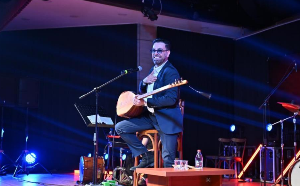 Manisa’da İsmail Altunsaray’dan türkü dolu gece