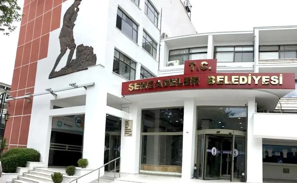 Şehzadeler’de dev gayrimenkul satışı: Tarladan arsaya 29 seçenek!