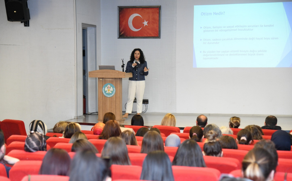 Yunusemre'de Otizm Farkındalık Günü'nde anlamlı etkinlik