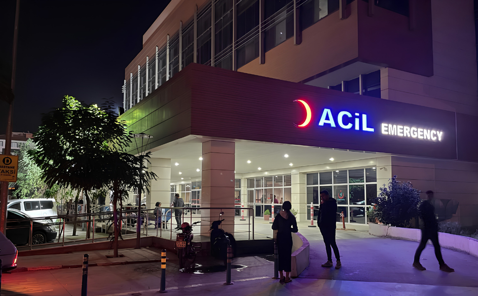Salihli'de husumetli akrabaların kavgası kanlı bitti: 1 ölü, 6 yaralı!