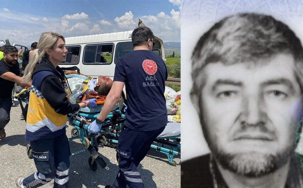 Alaşehir'de feci kaza: Minibüs traktör römorkuna çarptı, 1 ölü 3 ağır yaralı