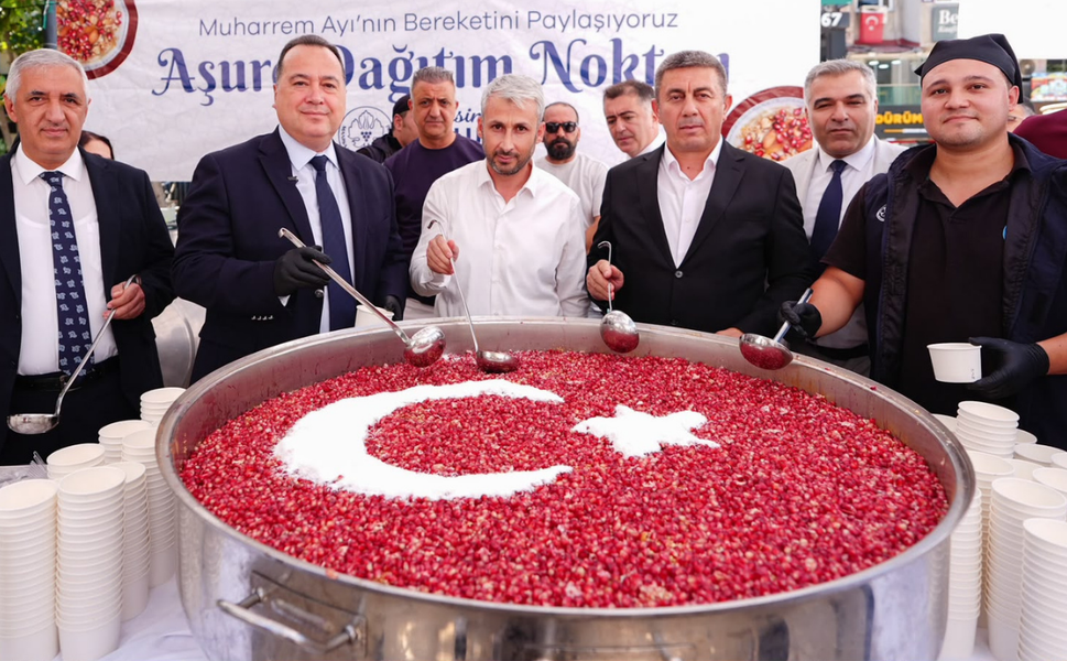 Manisa Büyükşehir’den Muharrem ayında 20 bin kişiye aşure ikramı