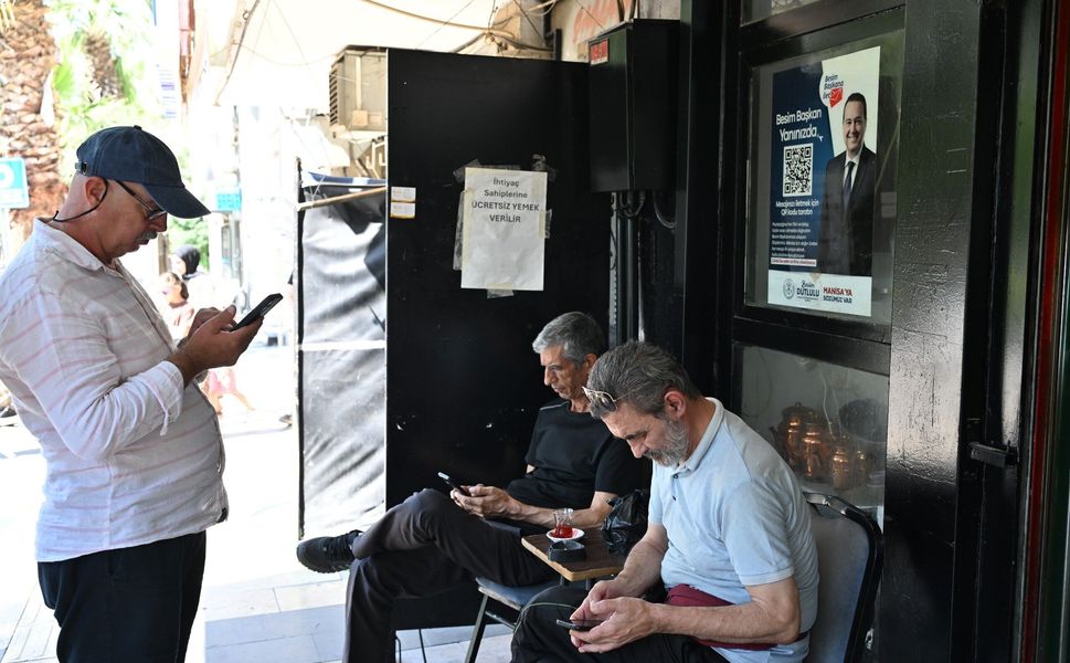 Manisa’da belediyecilikte yeni dönem! Vatandaş tek tıkla Başkana ulaşıyor