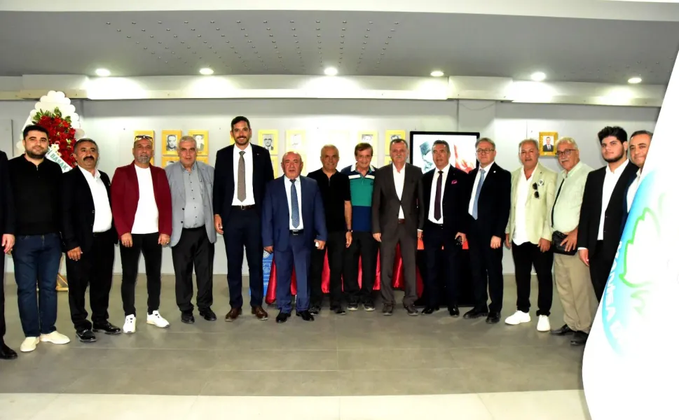 Manisa Kent Konseyi’nde Bayraktar yeniden başkan seçildi