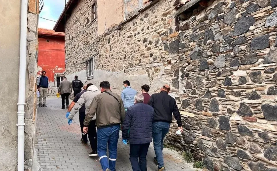 Kula’da 2 gündür haber alınamıyordu: Evinde ölü bulundu
