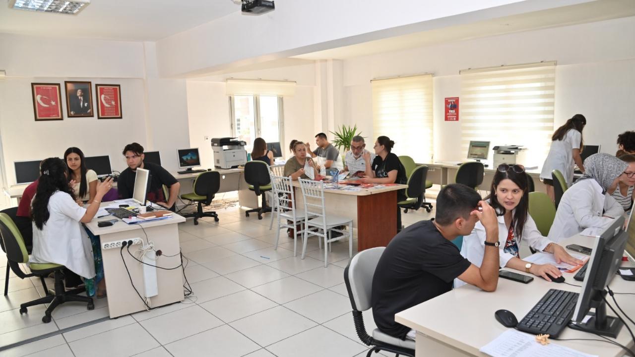 Manisa Büyükşehir Belediyesi’nden Yks Tercih Desteği (4)