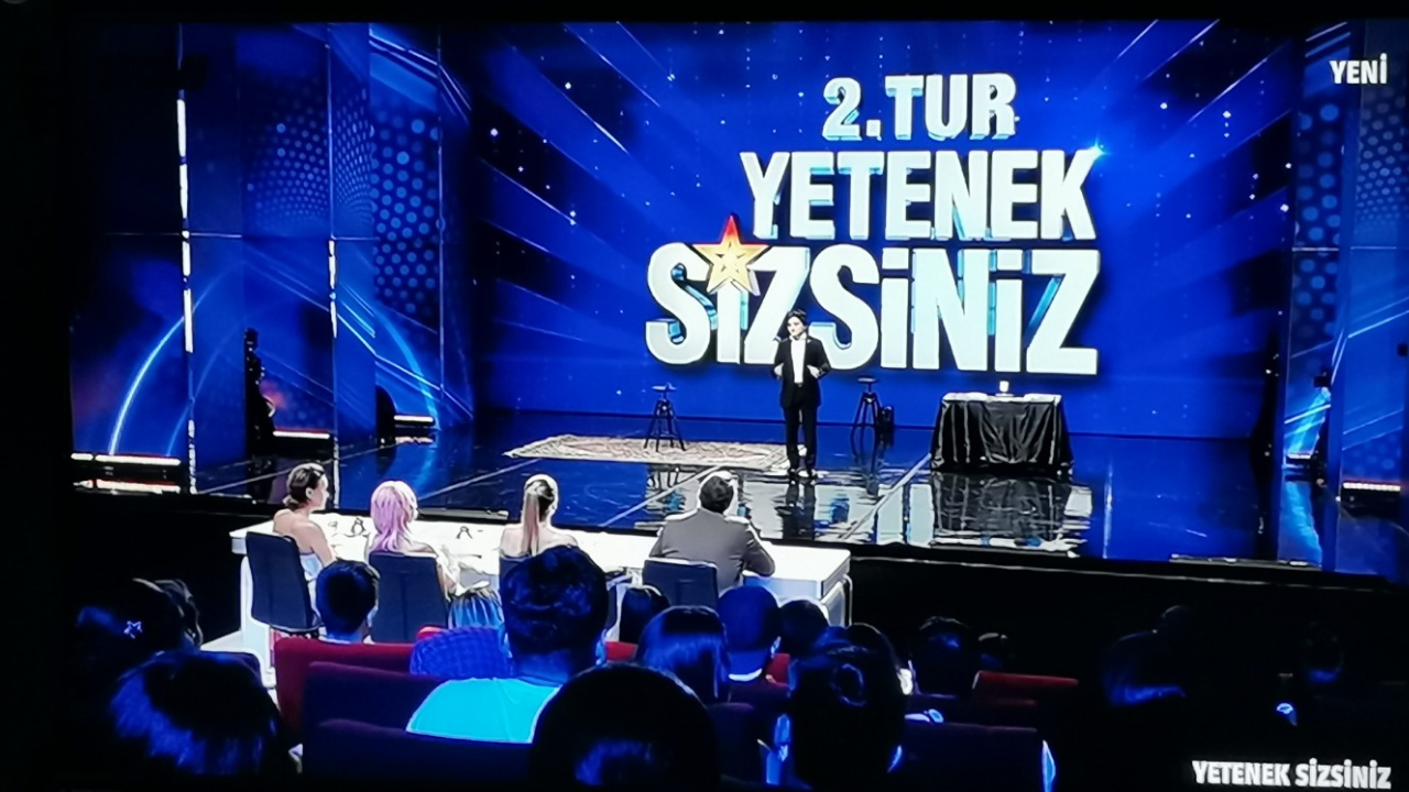 Manisalı Sihirbaz Batuhan Yılmaz, Yetenek Sizsiniz Türkiye’de Yarı Finalde (3)