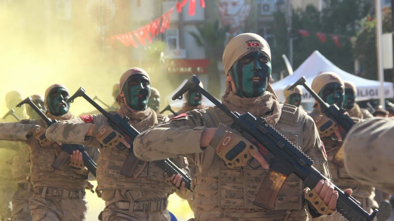 Manisa'da Cumhuriyet Bayramı Coşkusu Zirveye Ulaştı (3)