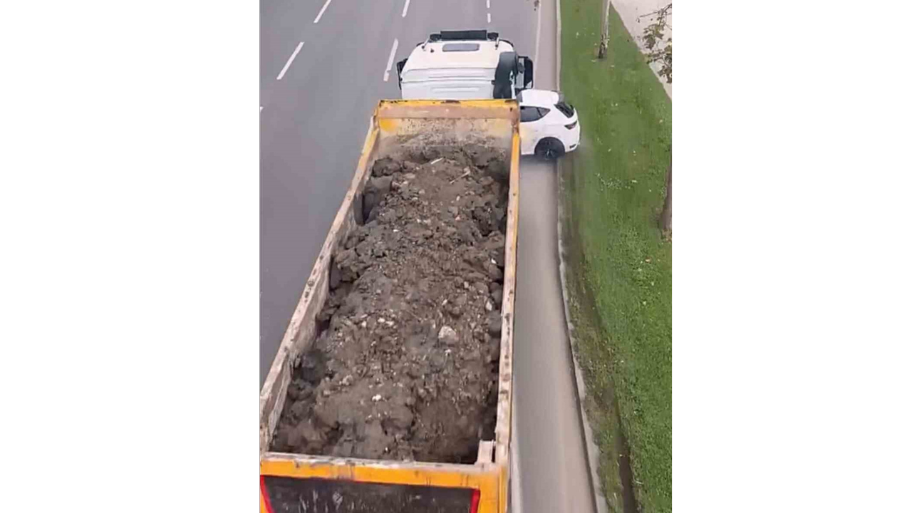 Hafriyat Kamyonu Otobanda Dehşet Saçtı (1)