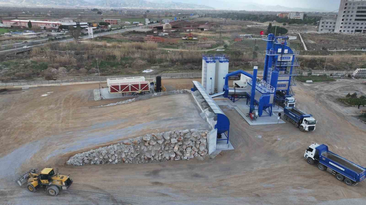 Manisa’da Asfalt Seferberliği Başladı Hedef 120 Bin Ton (1)