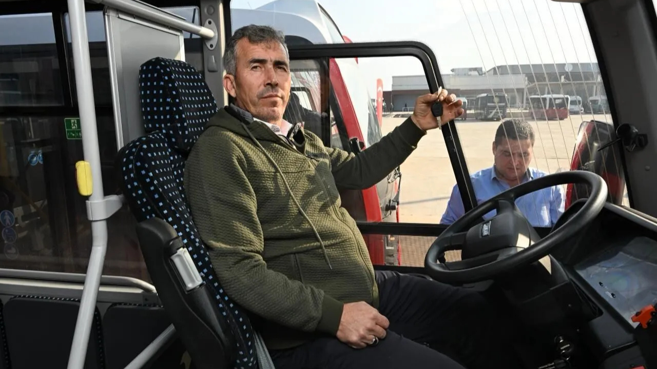 Manisa'da Toplu Ulaşıma 12 Yeni Araç Eklendi (1)