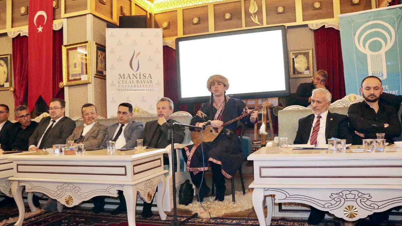 “Manisalı Üniversitesine Sahip Çıkıyor” Programı Yoğun Ilgiyle Gerçekleşti (1)