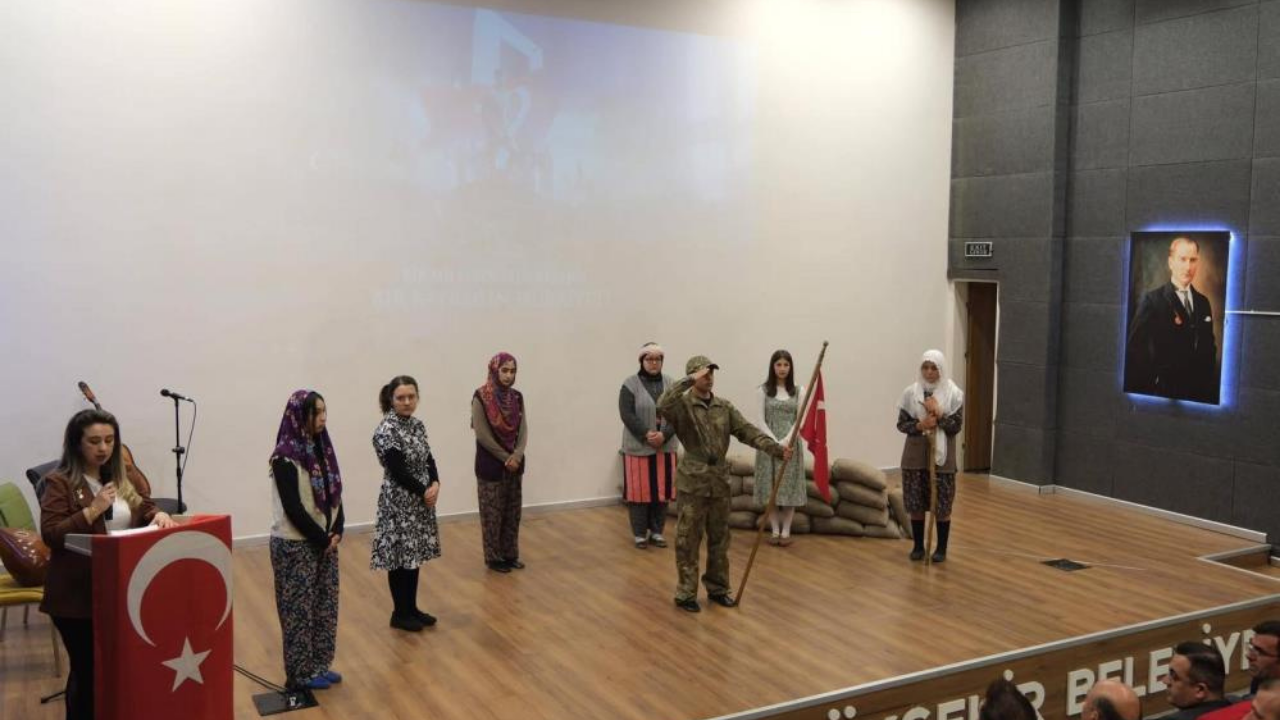 Sarıgöl’de Çanakkale ruhu özel programla yeniden yaşatıldı-1