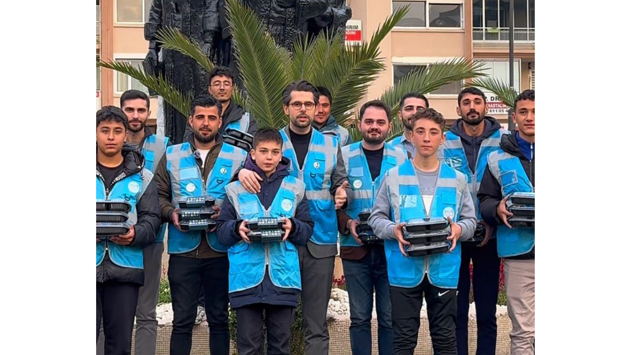 Ak Parti Genclik Kollari Baskani Yenilmezden Bayram Mesaji 2