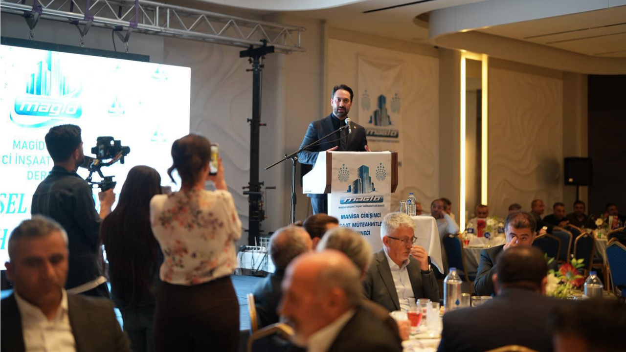 Arınç'tan Magi̇d Iftarında Birlik Mesajı1