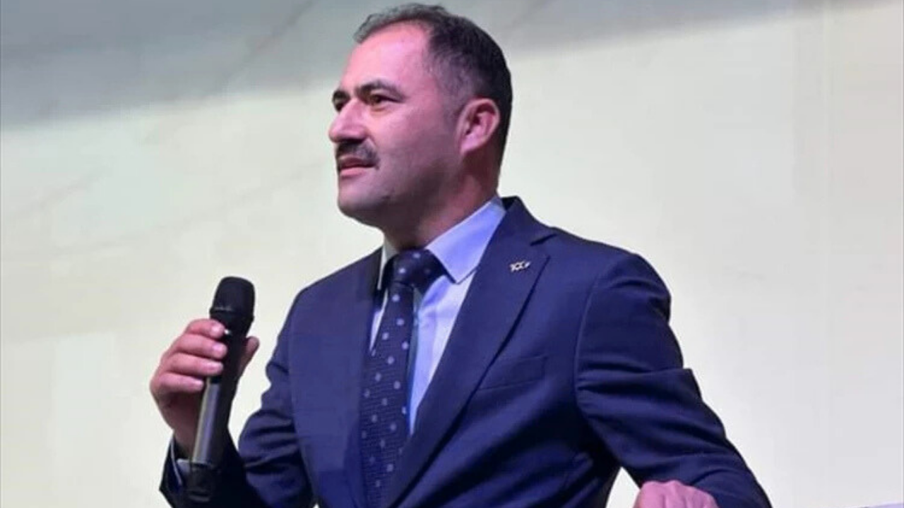 Demirci Belediye Başkanı Erkan Kara