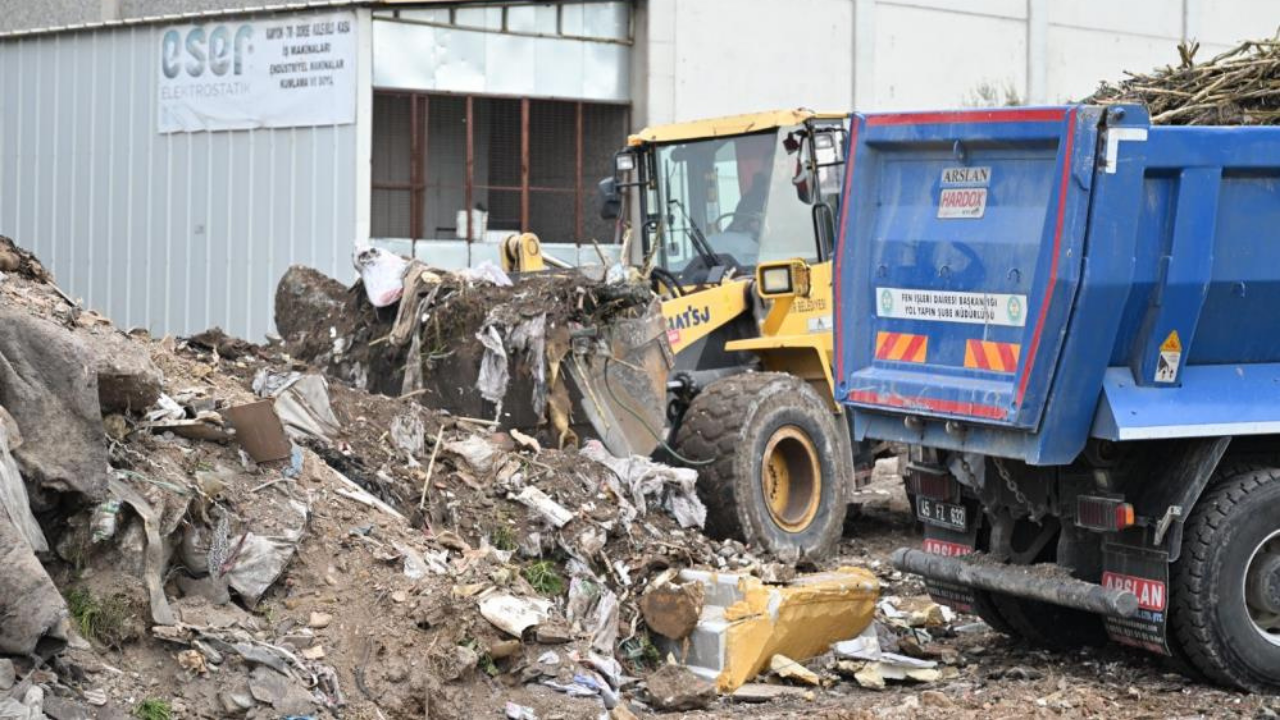 Manisa Büyükşehir’den Kaçak Atıklara Sıfır Tolerans