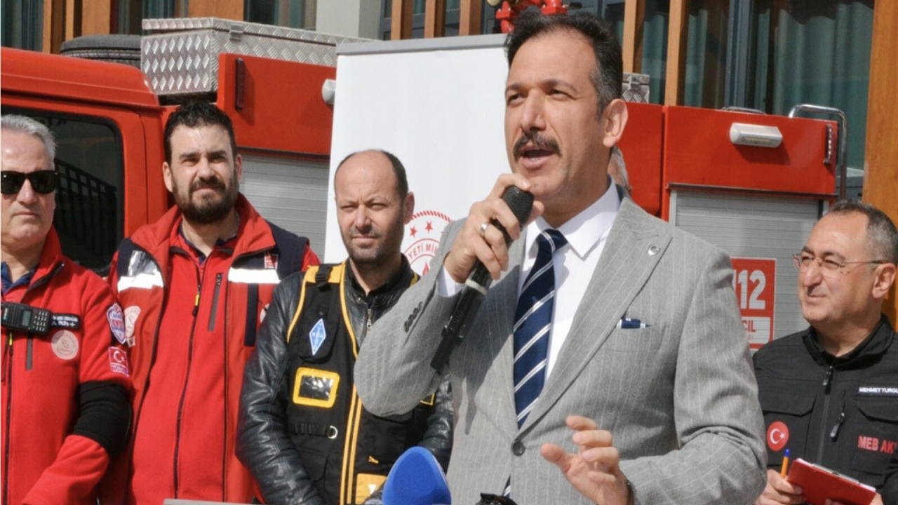 Manisa İl Milli Eğitim Müdürü Mehmet Uğurelli