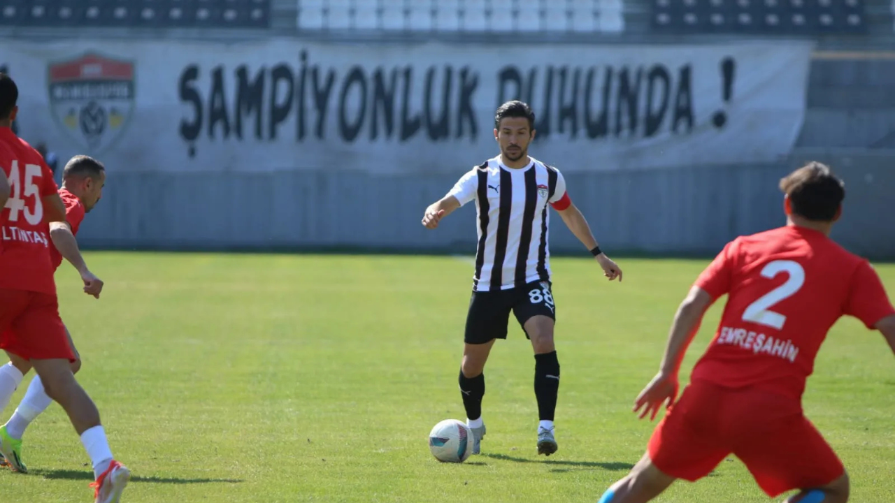 Manisaspor Evinde İzton Torbalıspor'u 3 Golle Mağlup Etti (1)