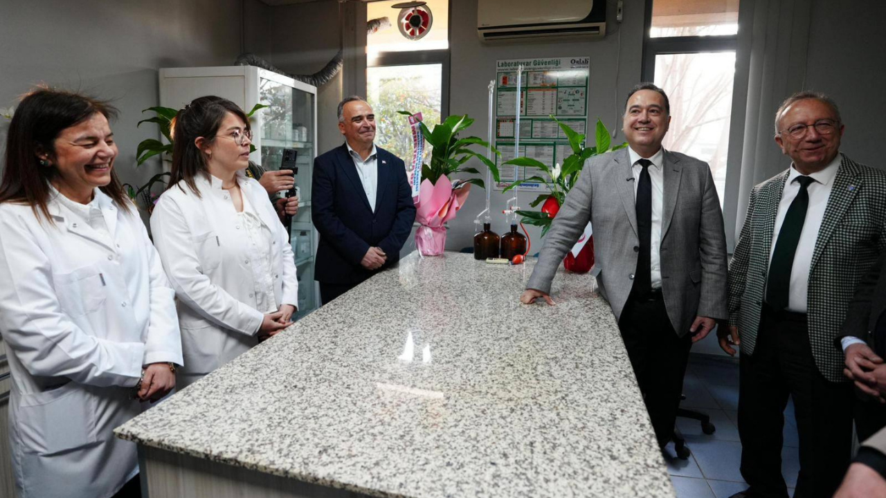 Yaprak, Toprak Ve Su Analiz Laboratuvarı Salihli’de Açıldı2