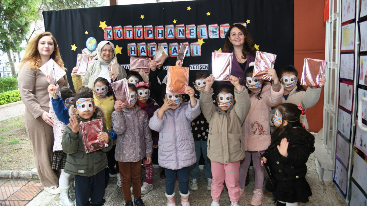 Yunusemre Kütüphane